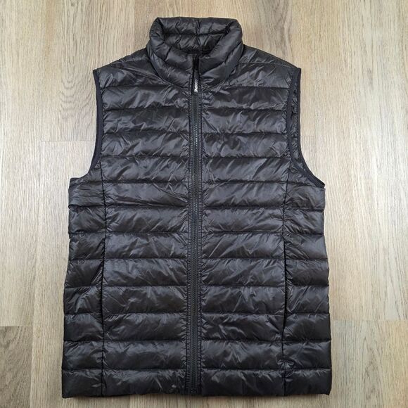 American Eagle Outfitters Other - American Eagle Vest Size S